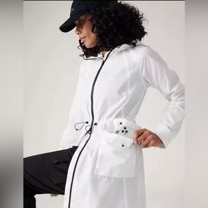 New - (Tags off) Athleta Everyday Anorak